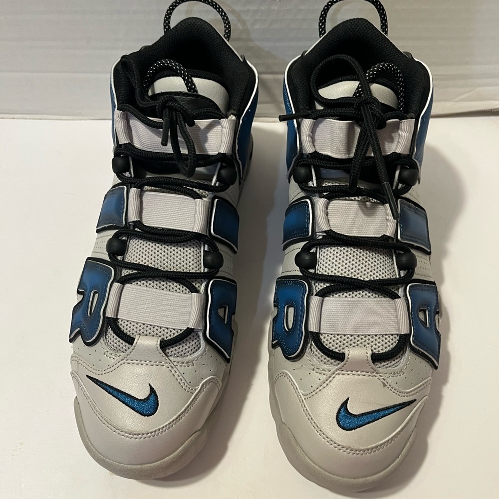 Men’s Nike Air More  Uptempo Size 11